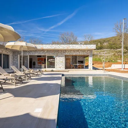 New! Contemporary Fantazija - A Luxurious Retreat In Dicmo
