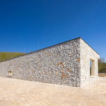 Villa New! Contemporary Fantazija - A Luxurious Retreat In *