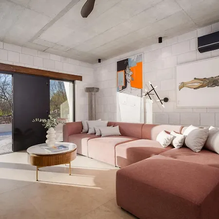 Villa New! Contemporary Fantazija - A Luxurious Retreat In Dicmo