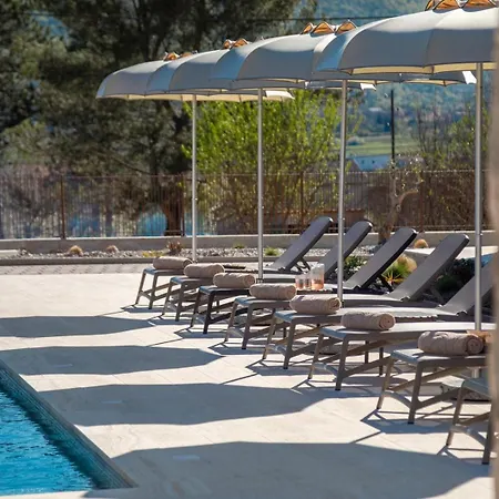 New! Contemporary Fantazija - A Luxurious Retreat In Villa Dicmo