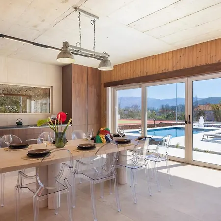 New! Contemporary Fantazija - A Luxurious Retreat In *